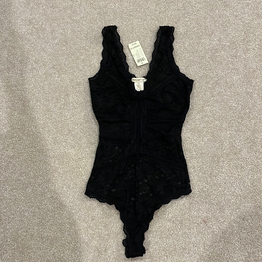 Womens black lace body suit sz Xsmall